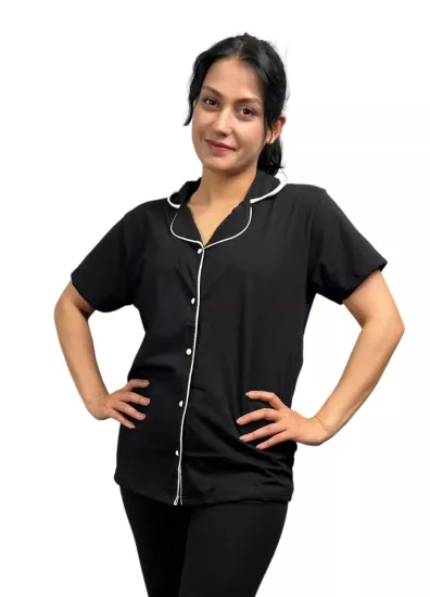 Siyah Düğmeli Kısa Kol Beyaz Çizgili Pijama Takımı